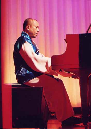 20041201oboro04.jpg(17632 byte)