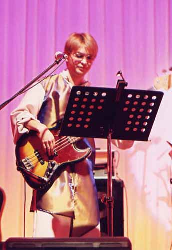 20041201oboro06.jpg(24784 byte)