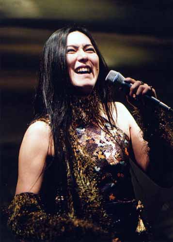 2005hanami06.jpg(25188 byte)