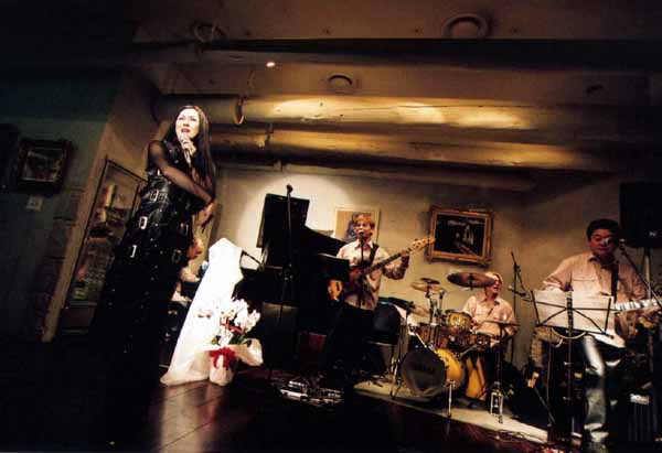 20060409_10.jpg(29662 byte)