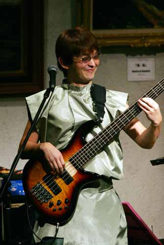 2008hanami52.jpg(25244 byte)